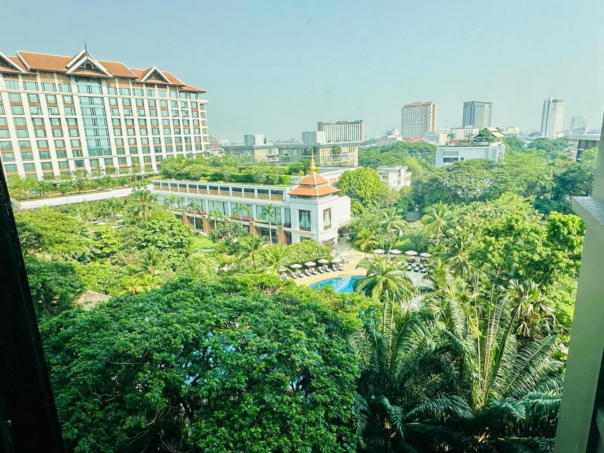 The Astra Condo Changkhlan In Chiang Mai Bagian luar foto